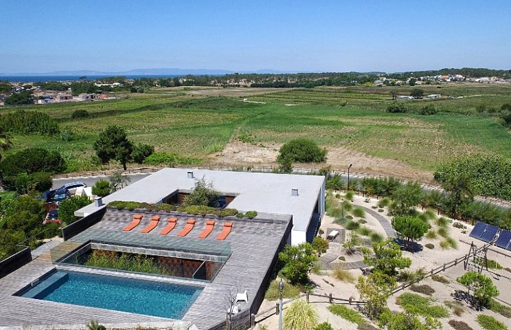 Comporta Beach House — Rooftop pool and views