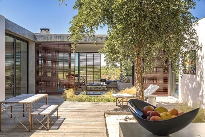 Comporta Beach House — Courtyard