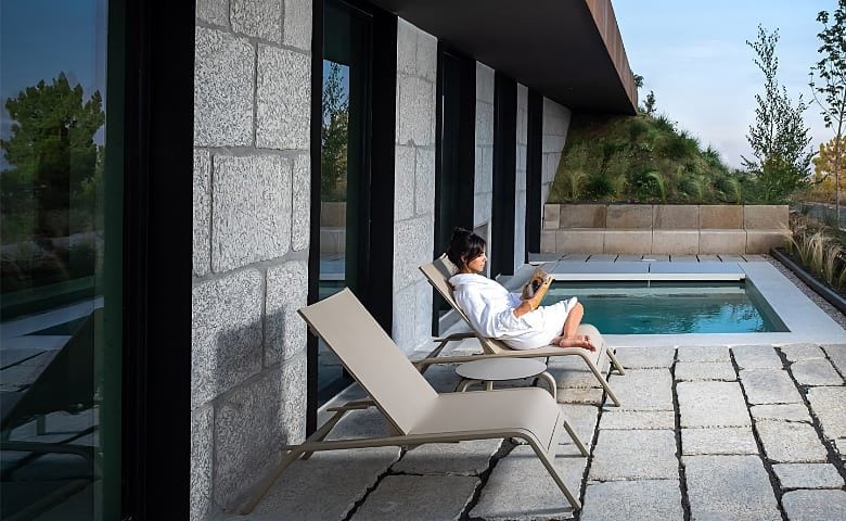 Casa de São Lourenço — Pool terrace