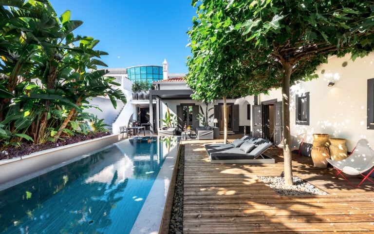 Casa Lagoa — Pool area