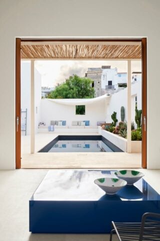 White Cube — Pool views