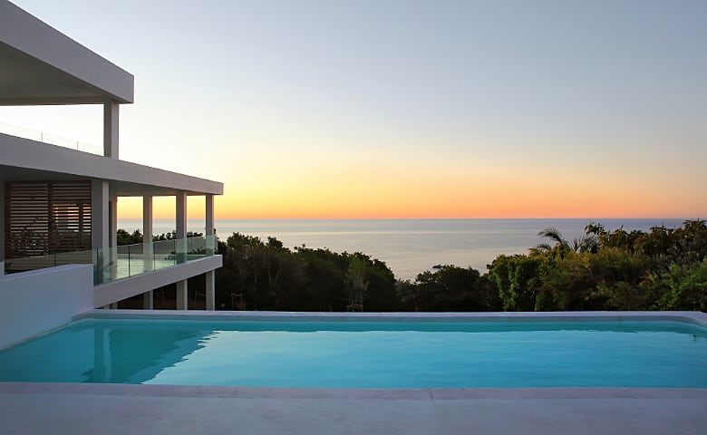Cape White — Pool and ocean view