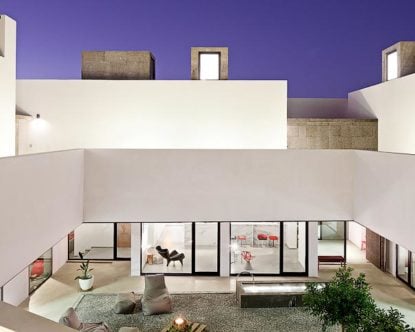 Villa Extramuros — Villa Extramuros courtyard