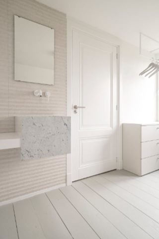 Dune House — Bathroom