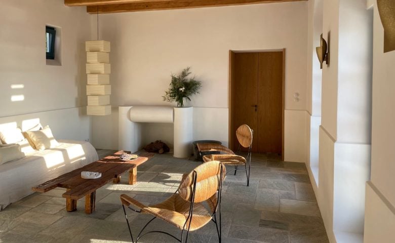 Naousa Villa — Living room