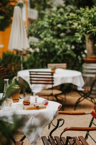 Ottmanngut — Breakfast in the garden