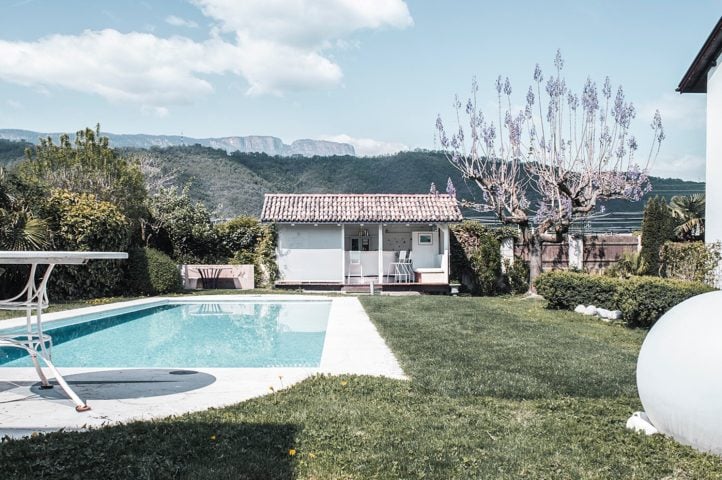 Mirror Houses — Pool house