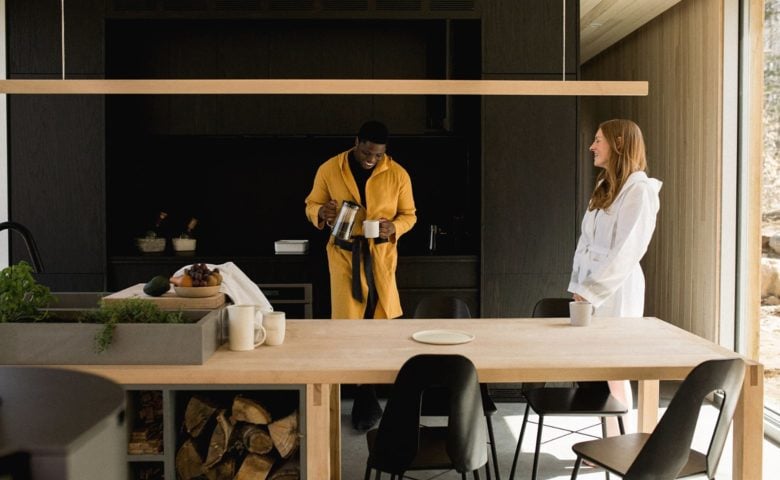 hinterhouse — Kitchen and dining area