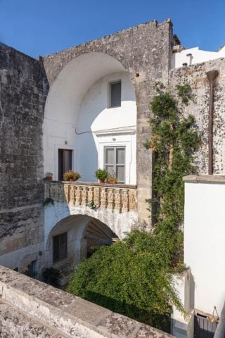 Palazzo Muro Leccese — Balcony upstairs