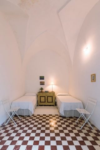 Palazzo Muro Leccese — Ground floor bedroom 1