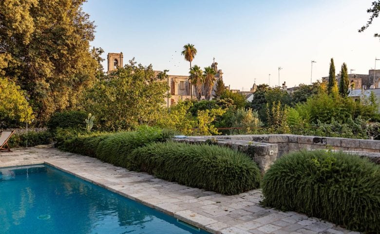 Palazzo Muro Leccese — Pool area