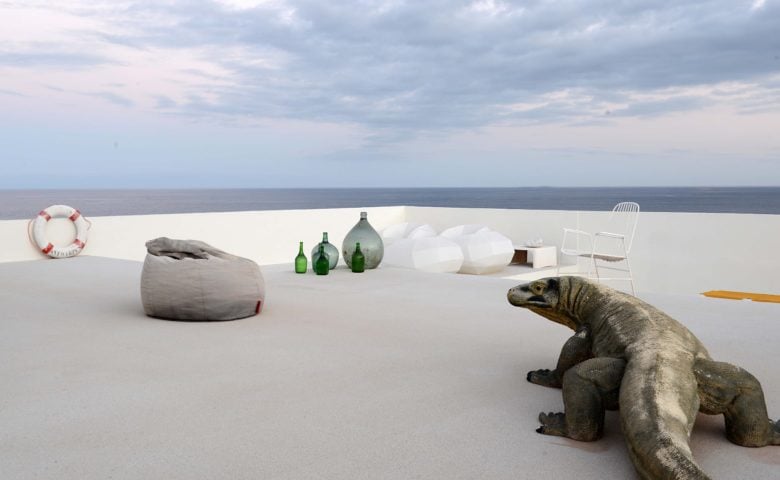 70s Modernist Villa — Terrace