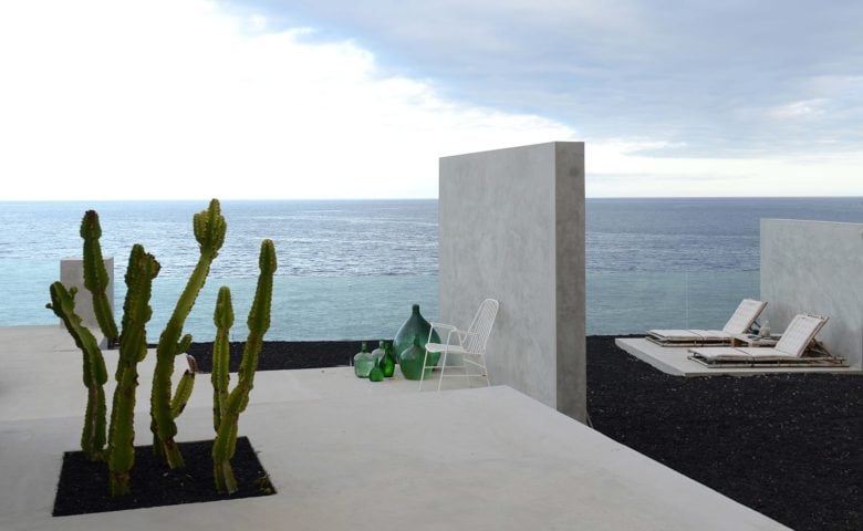 70s Modernist Villa — Terrace