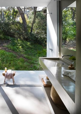 Casa Sintra — Bathroom