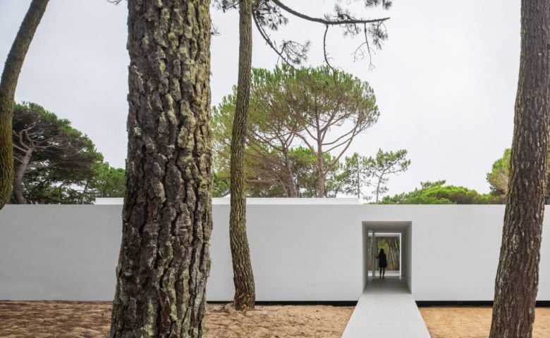 Casa Sintra — Entrance