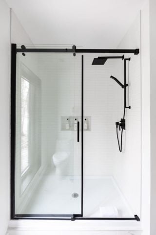 hintercabin x — Bathroom