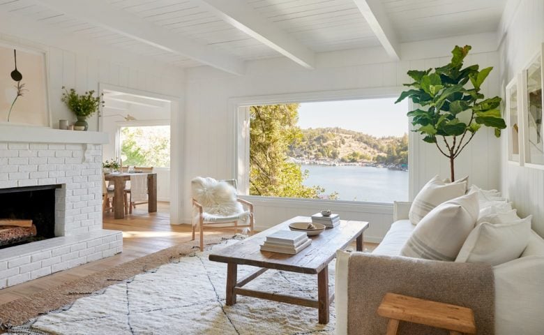 Arrowhead Lake House — Living room