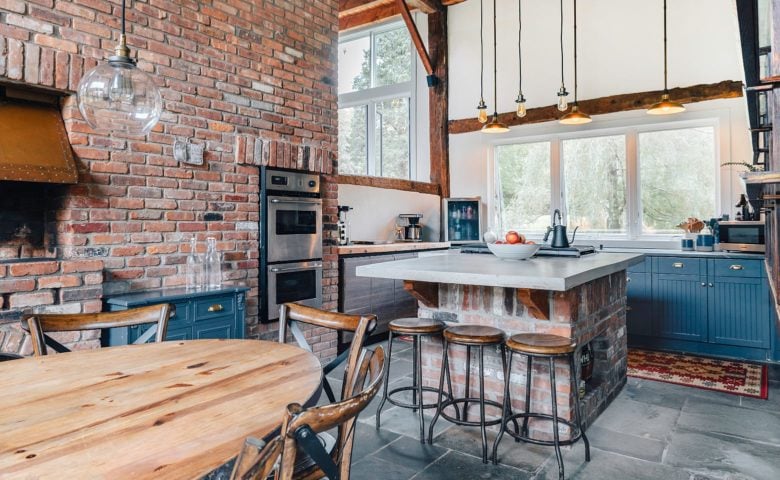 Hudson Valley Retreat — Kitchen and dining area