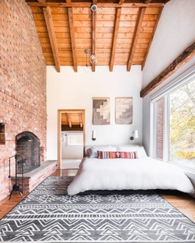 Hudson Valley Retreat — Linden King