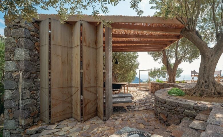 Tainaron Blue Retreat — Terrace