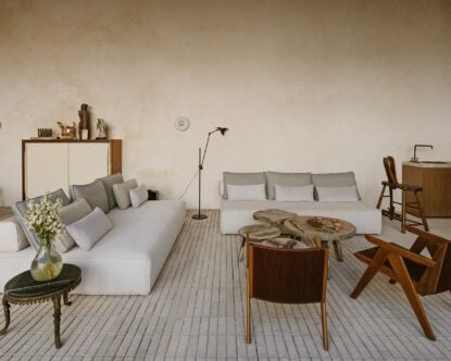 Casa Escuela — Living room