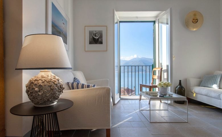 Casa Rubino — Living room and view