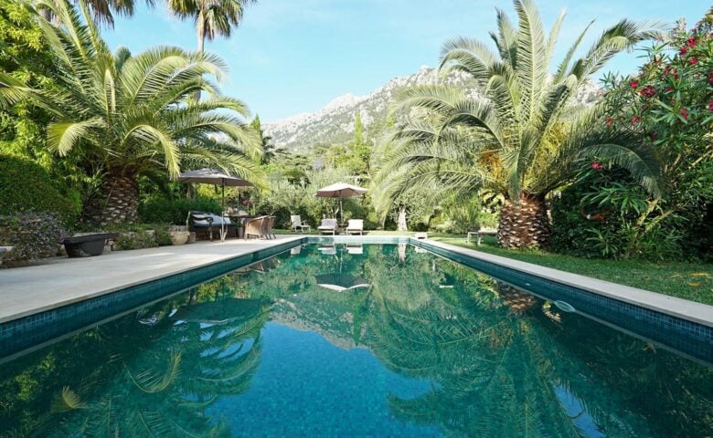 Casa Sóller — Pool area