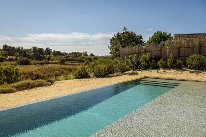 Casa Moderna — Pool area