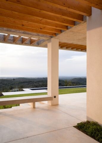 Villa Boa Vista — View and pool area