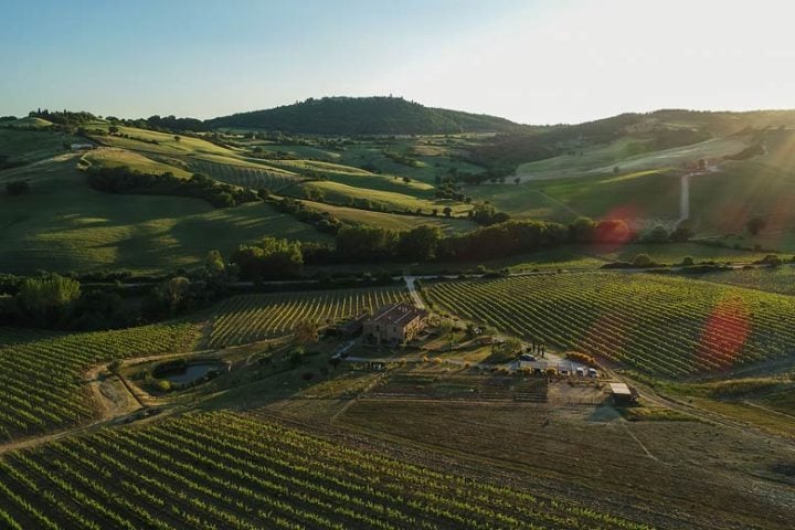 Follonico — Landscape surrounding Follonico
