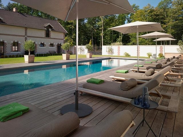 Château de la Resle — Heated pool
