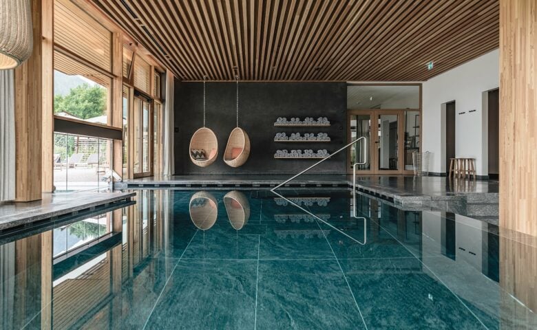 VillaVerde — Spa and pool access