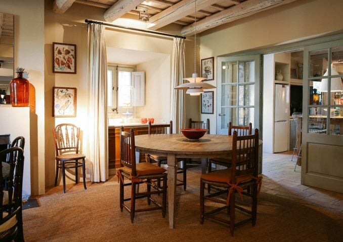 Casa Adosada — Dinding area