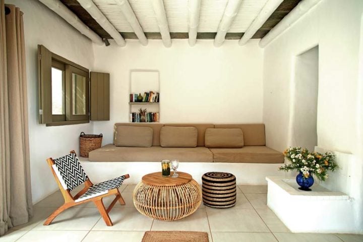 Onar Andros — Living area