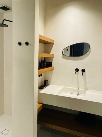 Platanos Villa — Bathroom