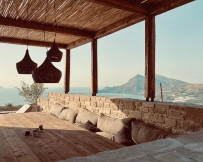 Platanos Villa — Terrace and views