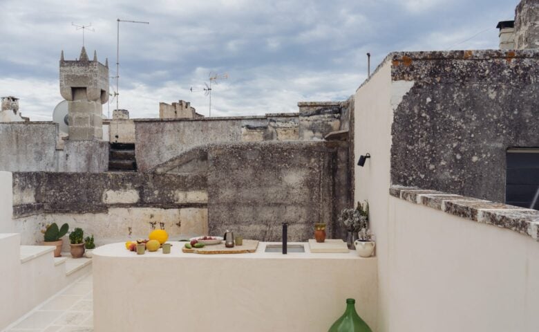 Palazzo Ventidue — Outdoor kitchen