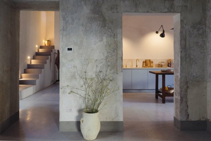 Palazzo Ventidue — Hallway