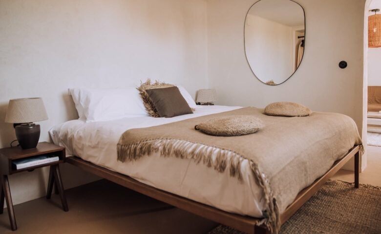 The June — Advocat Apartment