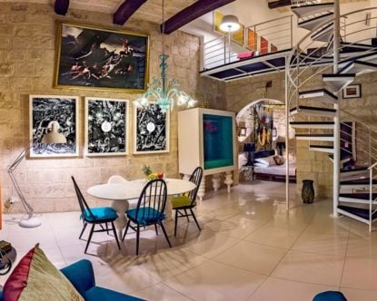 Indulgence Divine — Dining area