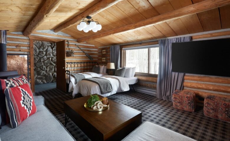 Grand Lake Cabin — Den room