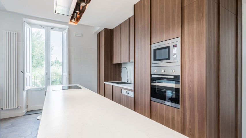 Villa Ragalna — Kitchen