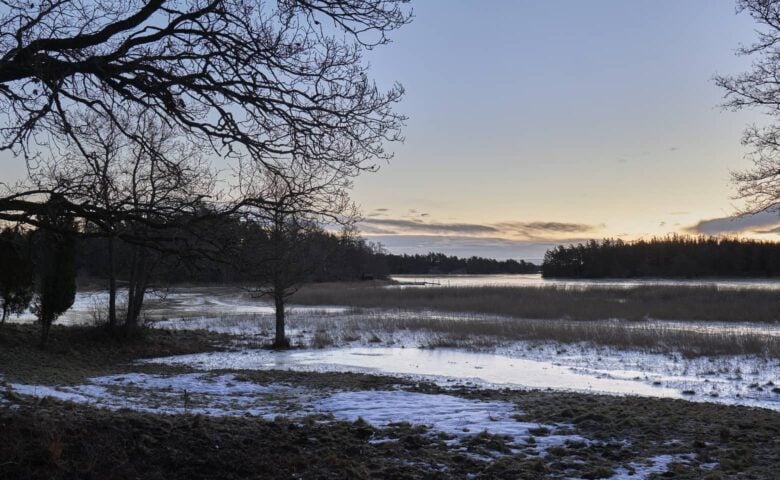 Landet Stay Cabins — Surroundings