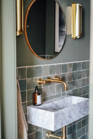 St. Oak — Powder room