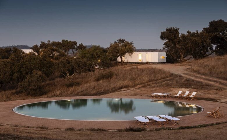 Monte das Casolas — Pool area
