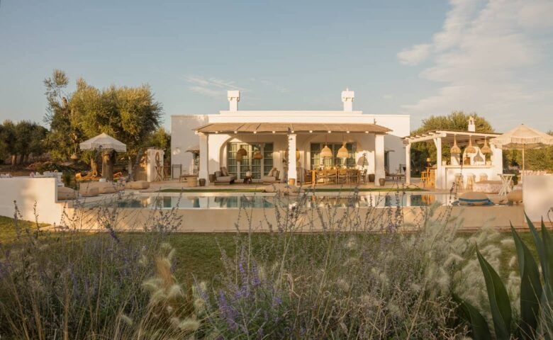 Villa Ostuni — House and garden