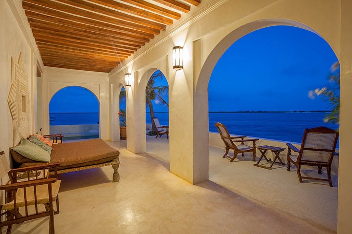 Forodhani House — Outside living area