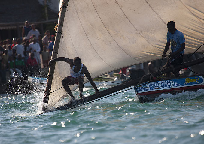 Forodhani House — Dhow race