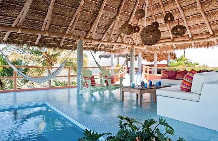 Casa dos Chicos — Open air living area