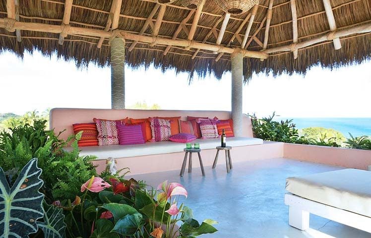 Casa dos Chicos — Open air living area